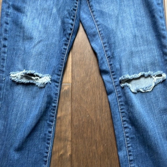 R Jeans- blue jeans, size 27- in seam 30”, slim (reitmans) - Picture 2 of 6